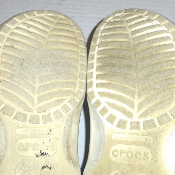 Crocs Classic Out of This World Unisex Clogs Men Size: 6 Women Size: 8 READ - Picture 13 of 15